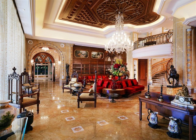 The Luxury Collection Hotels & Resorts Debuts in Lebanon With Grand Hills